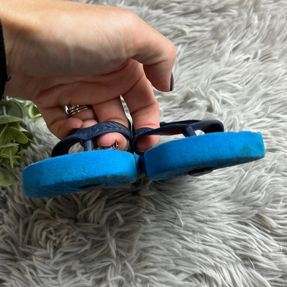 Blue toddler sandals size 7